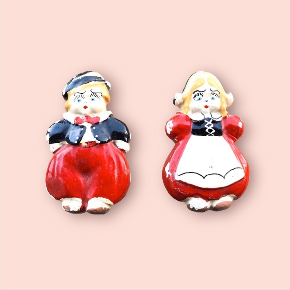 Folk Art Chalk Ware Set Wall Hanging